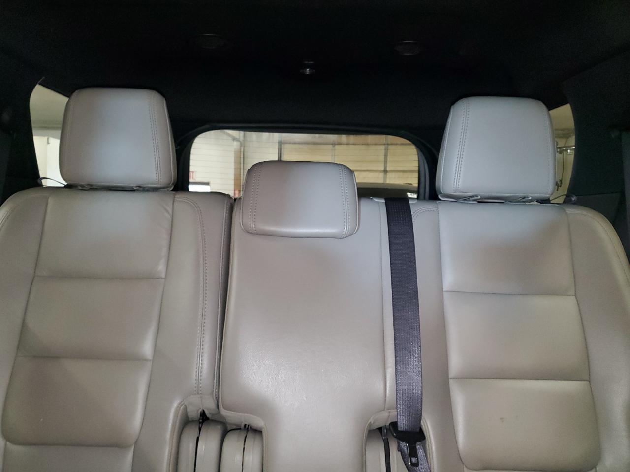 2014 Ford Explorer - Image 10