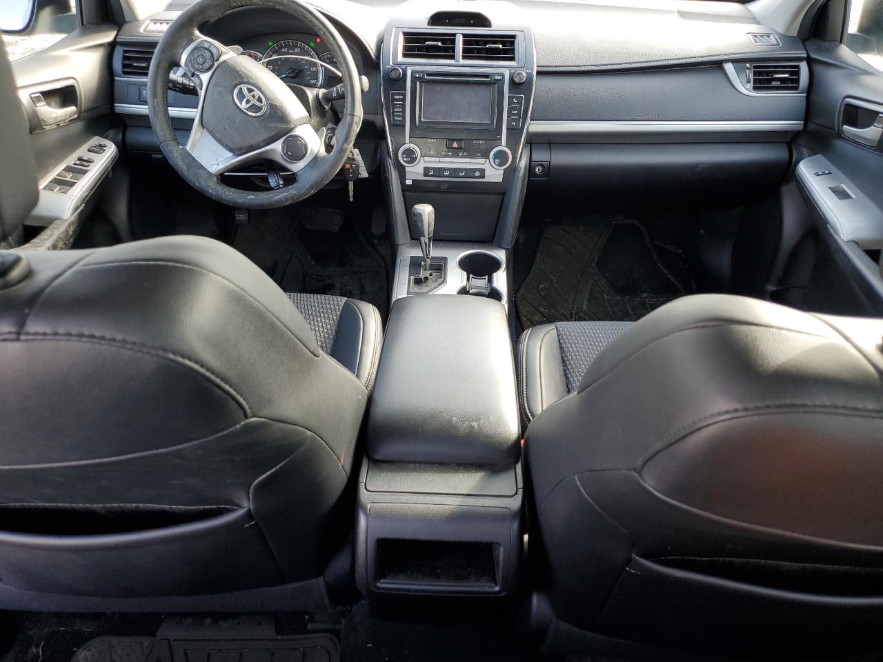 2014 Toyota Camry - Image 8