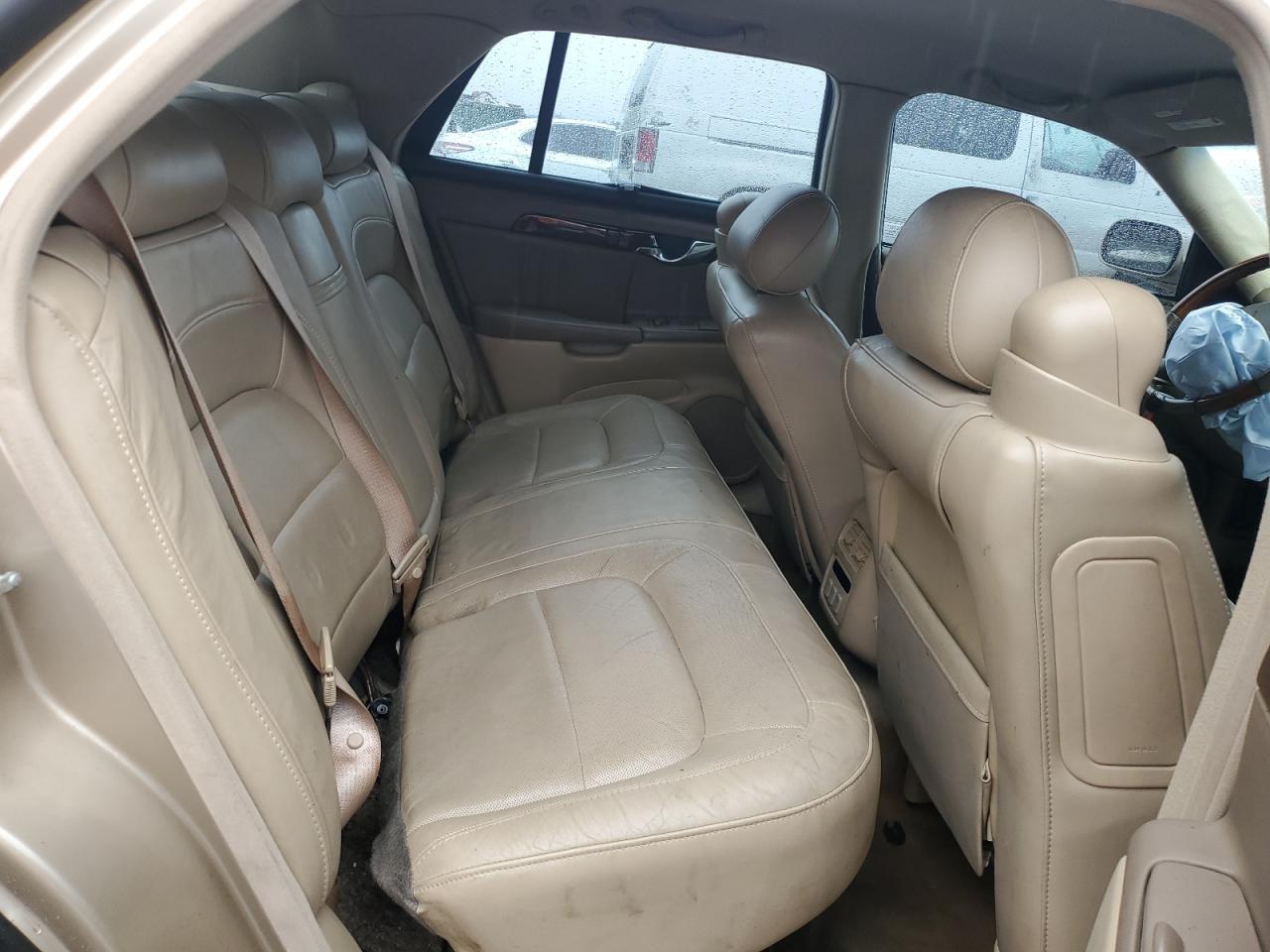 2005 Cadillac De Ville - Image 10