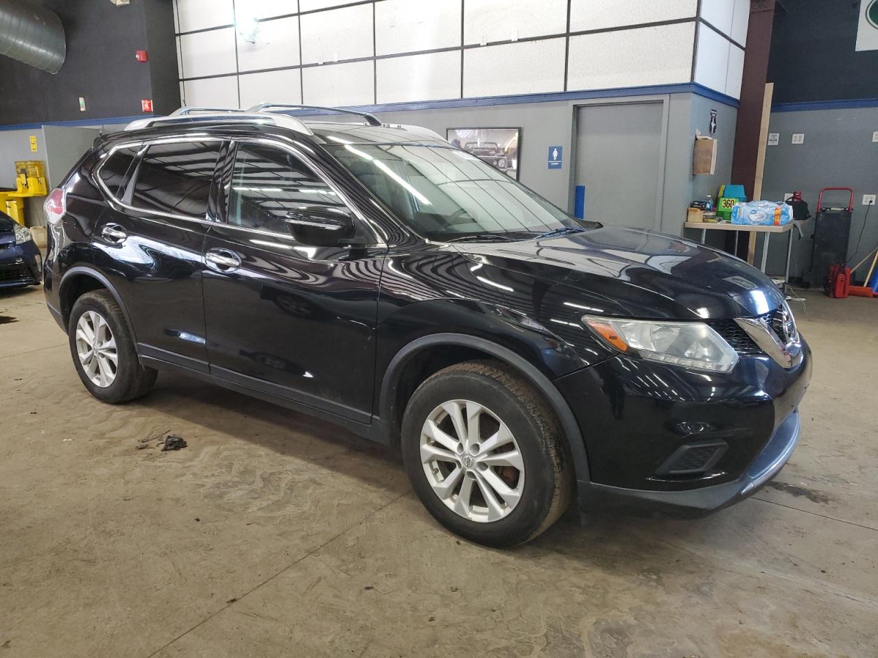 2015 Nissan Rogue - Image 4