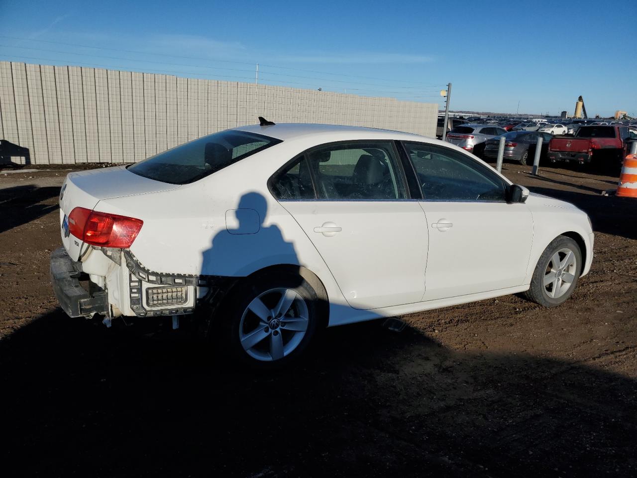 2014 Volkswagen Jetta - Image 3
