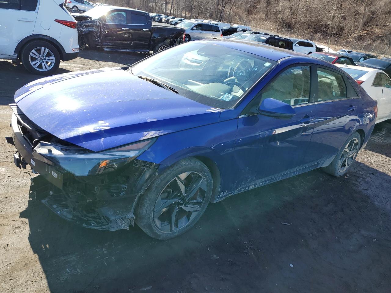 2023 Hyundai Elantra - Image 1