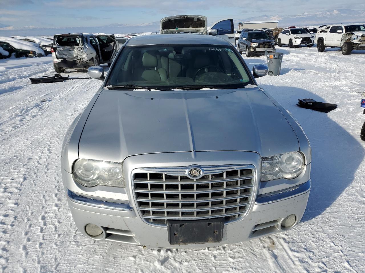 2007 Chrysler 300 - Image 5