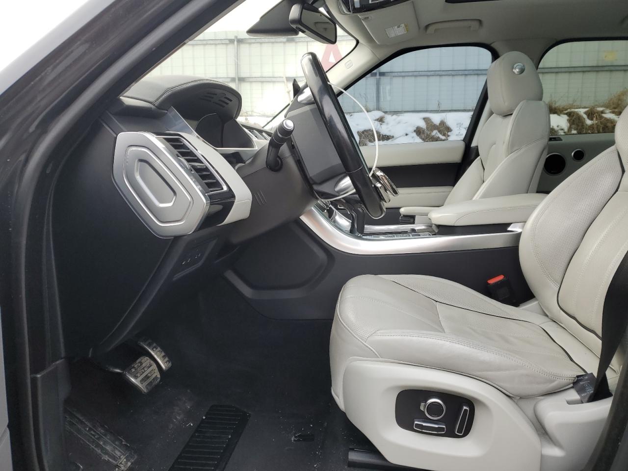 2016 Land Rover Range Rover - Image 7