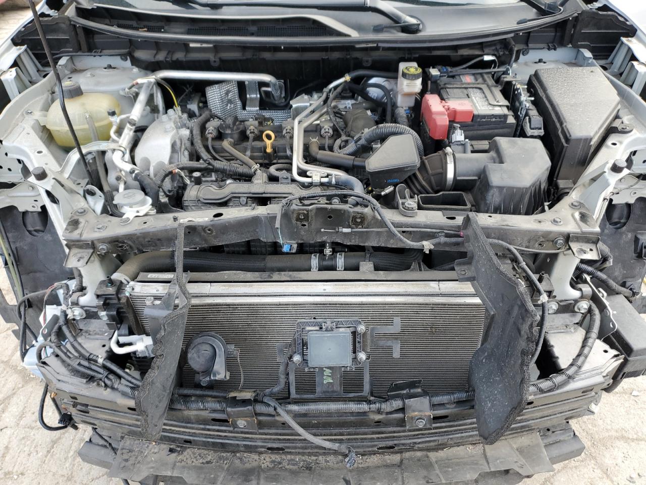 2021 Nissan Rogue - Image 12