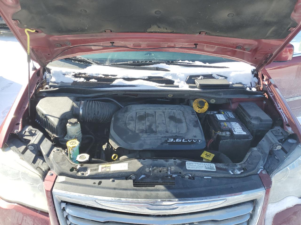 2014 Chrysler Town & Country - Image 12