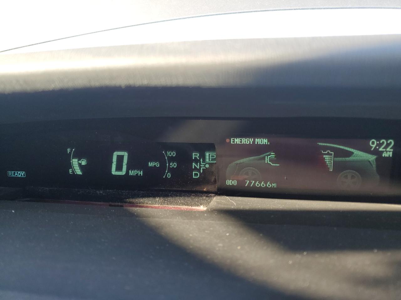 2015 Toyota Prius - Image 9
