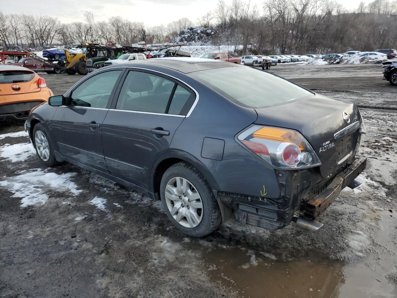 2009 Nissan Altima - Image 2