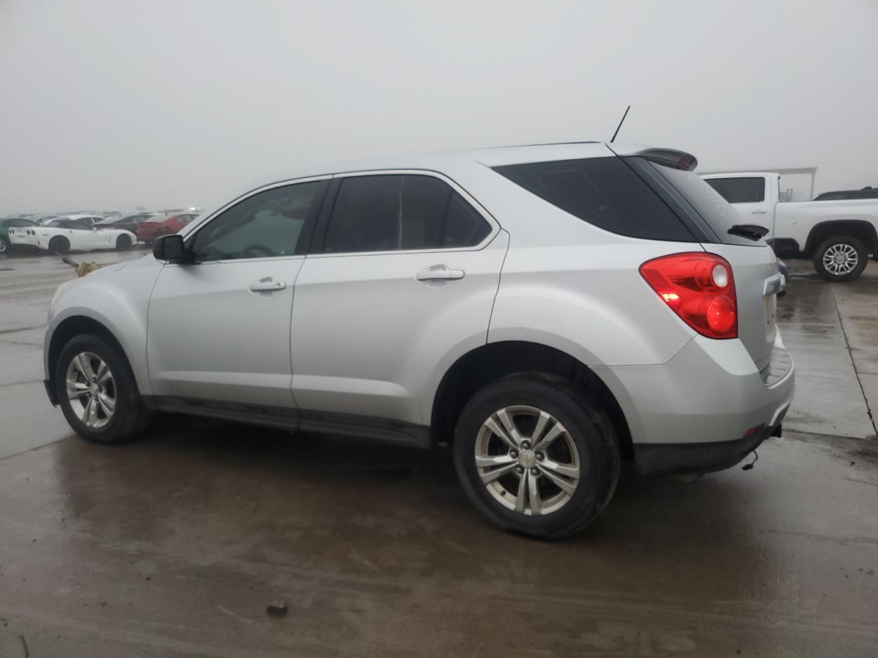 2014 Chevrolet Equinox - Image 2