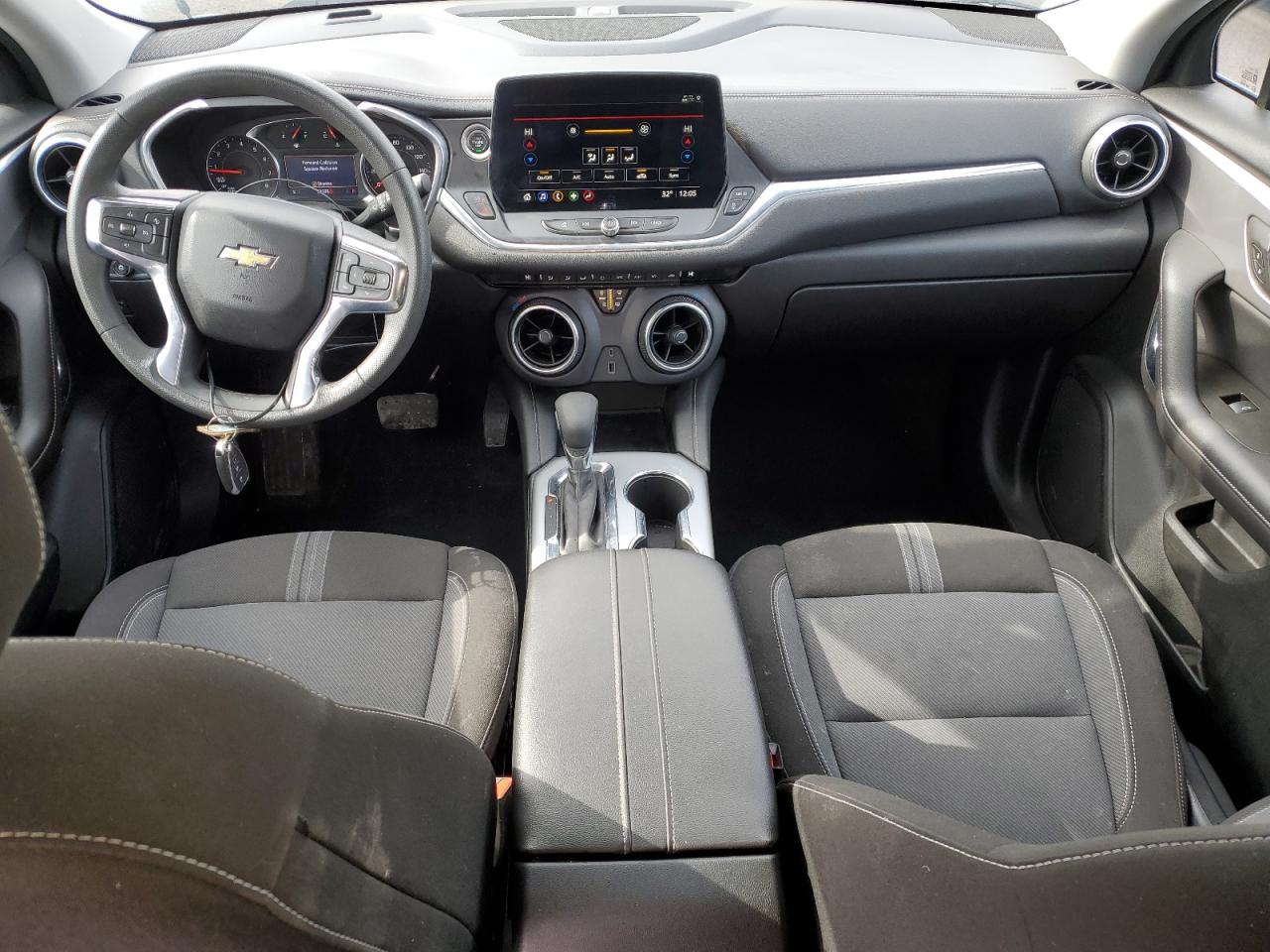 2023 Chevrolet Blazer - Image 8