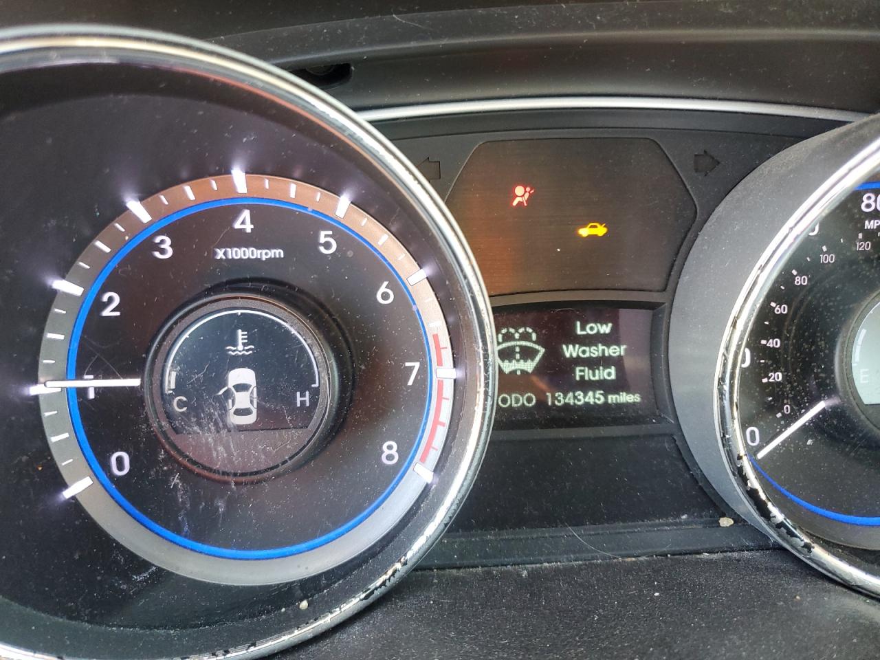 2013 Hyundai Sonata - Image 9