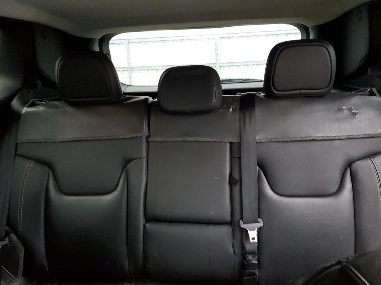 2017 Jeep Renegade - Image 10