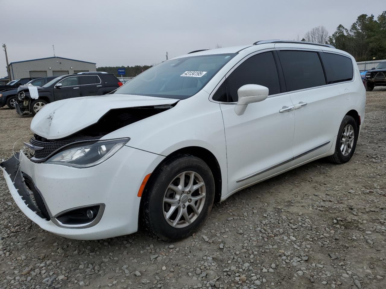 2020 Chrysler Pacifica - Image 1