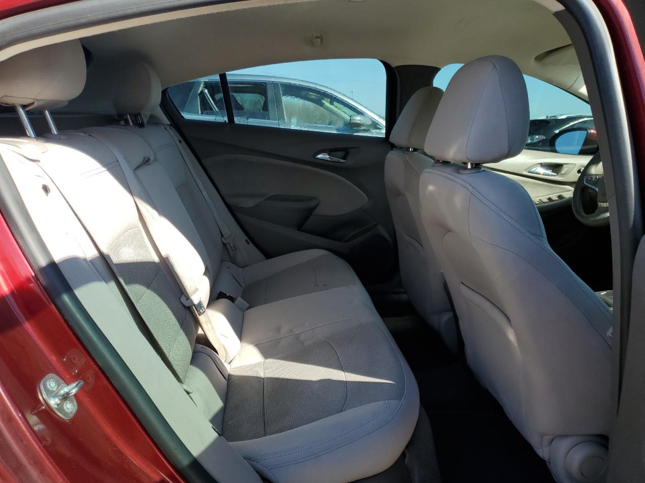 2017 Chevrolet Cruze - Image 10