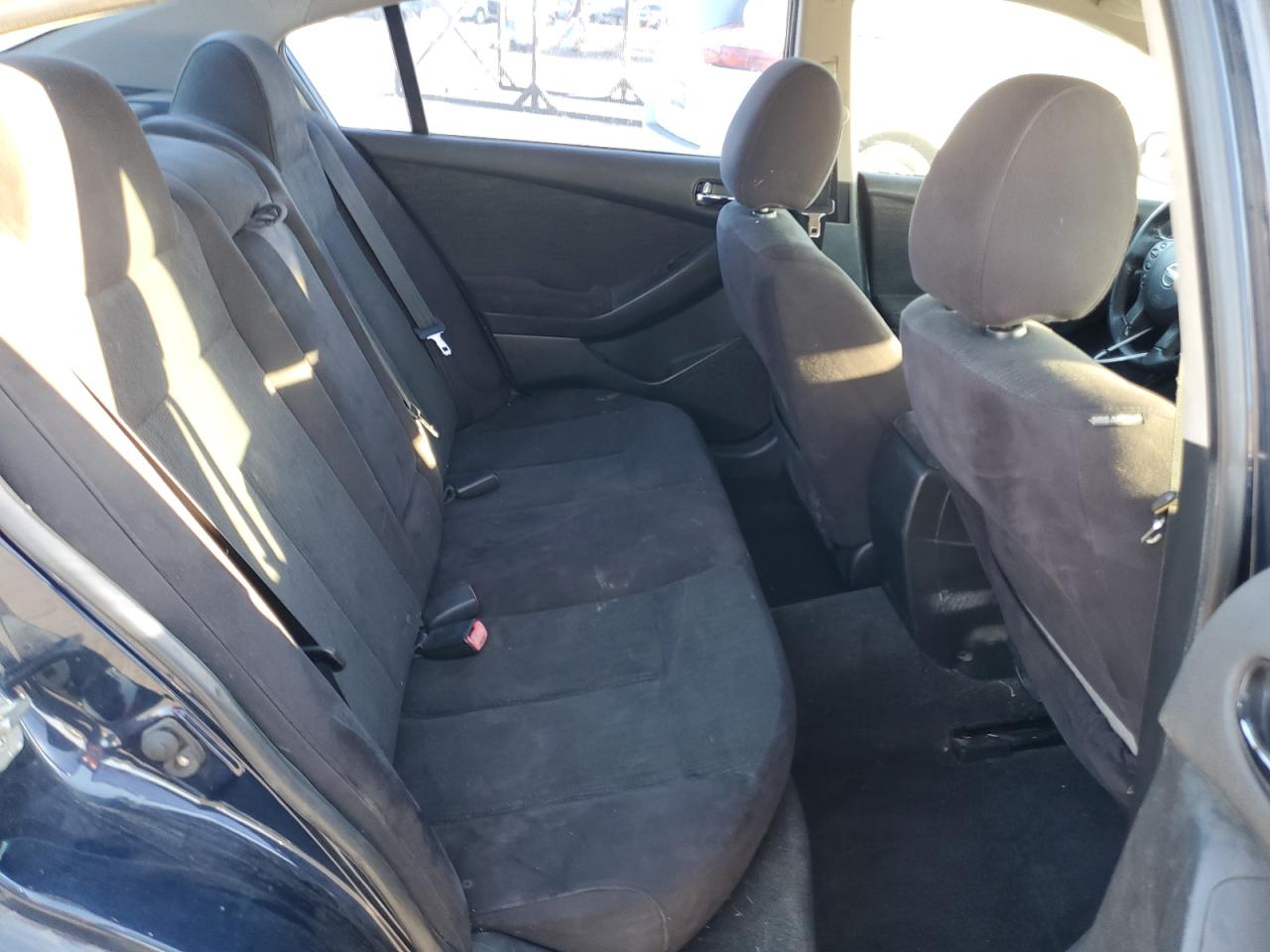 2012 Nissan Altima - Image 10