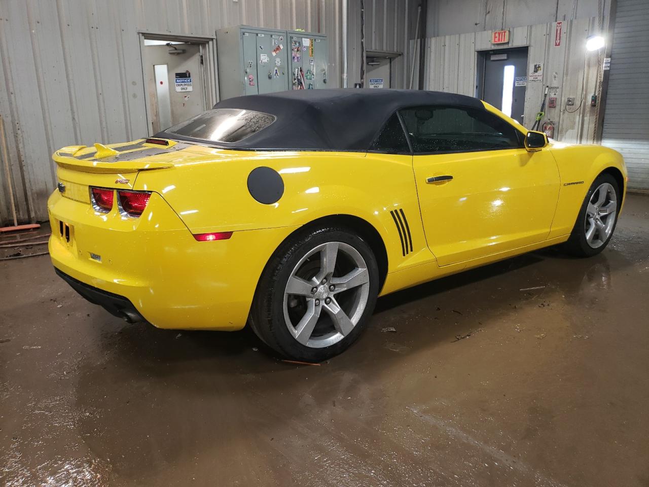 2011 Chevrolet Camaro - Image 3