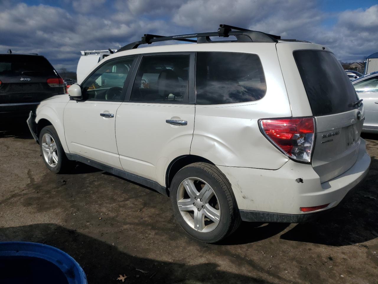 2010 Subaru Forester - Image 2