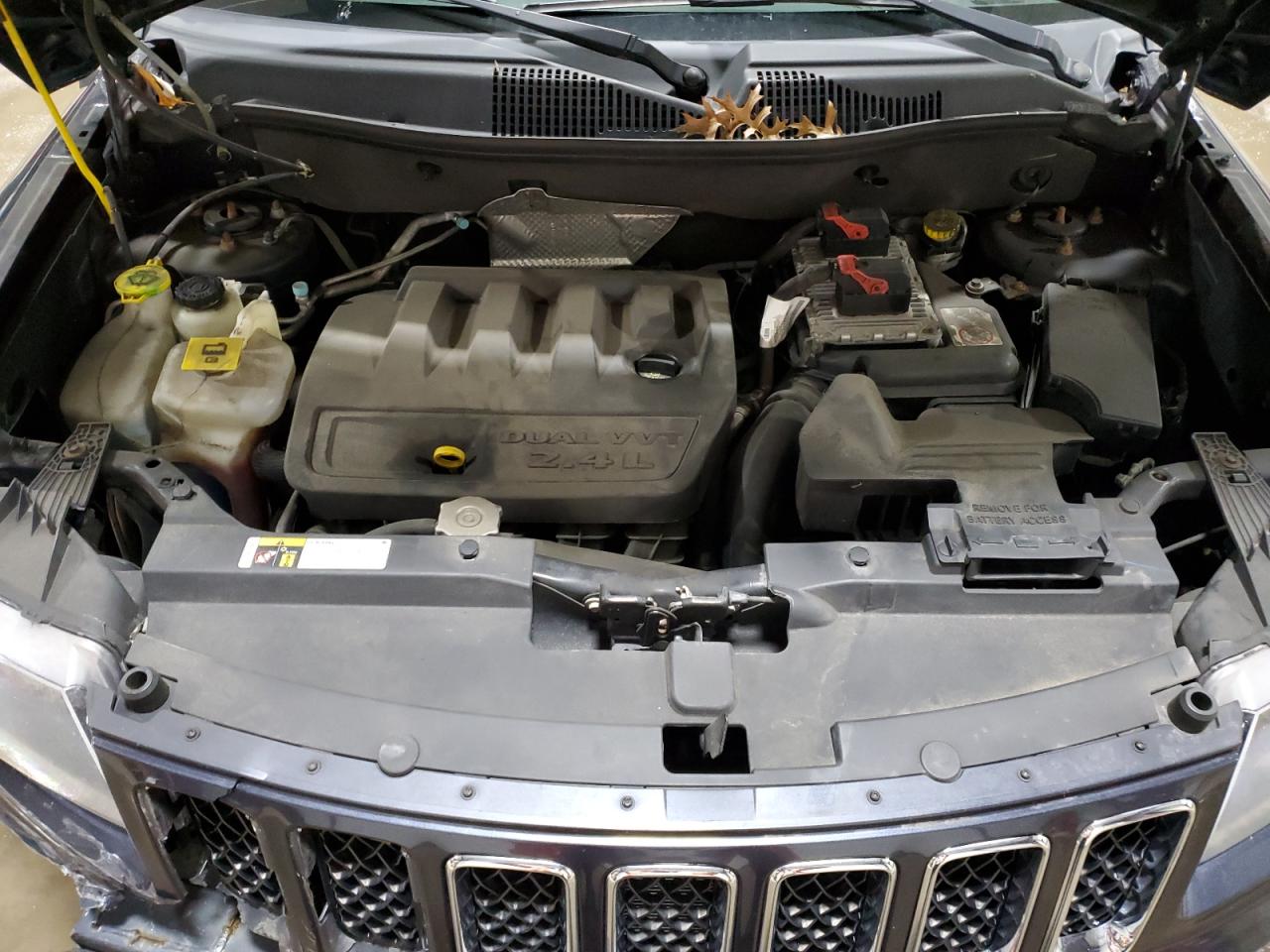 2016 Jeep Compass - Image 12