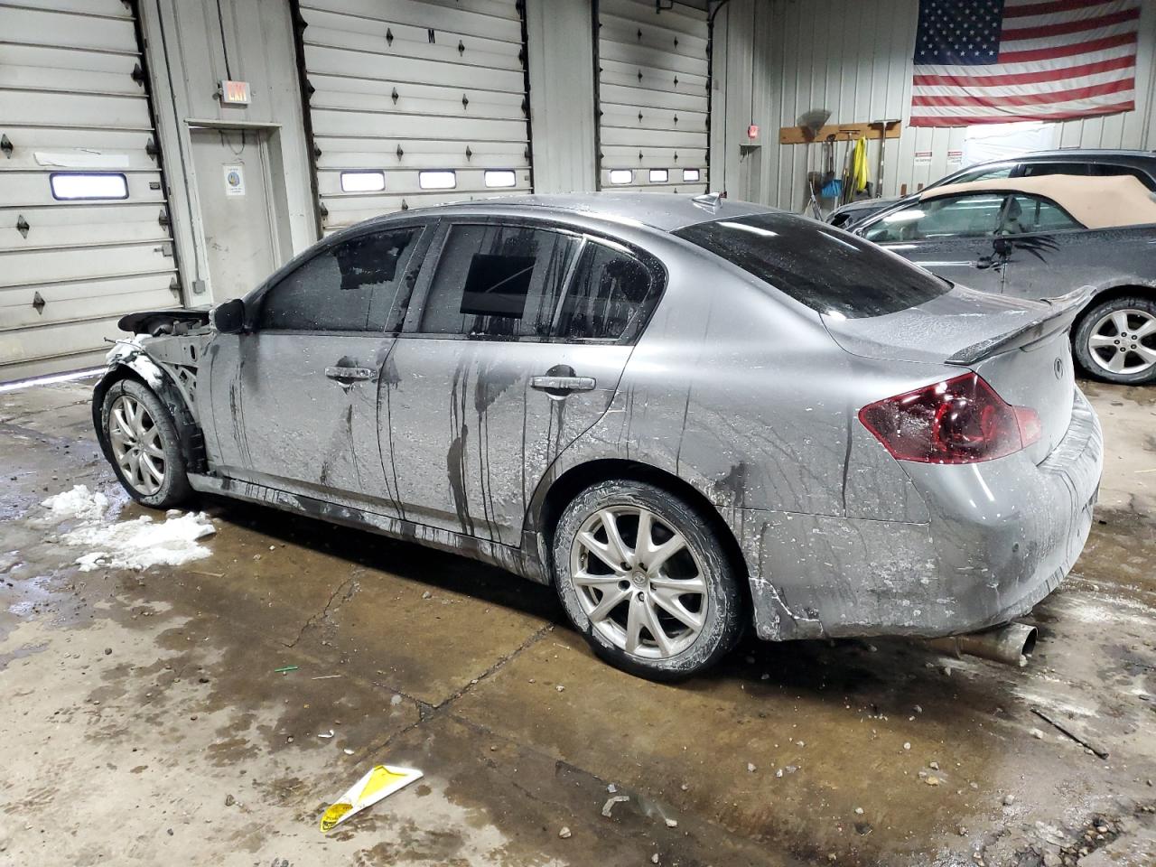 2011 Infiniti G - Image 2