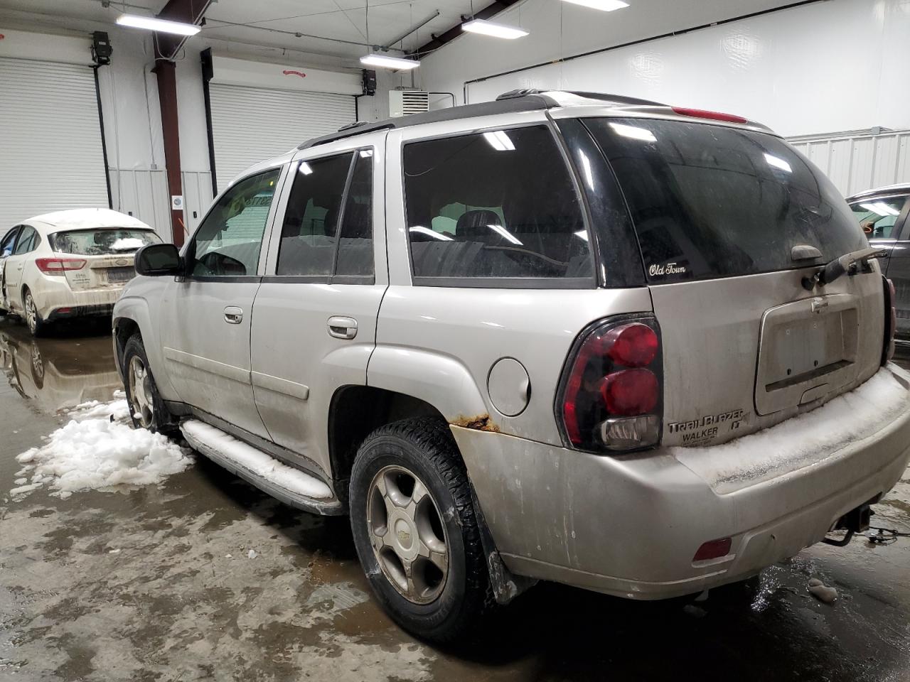 2008 Chevrolet TrailBlazer - Image 2