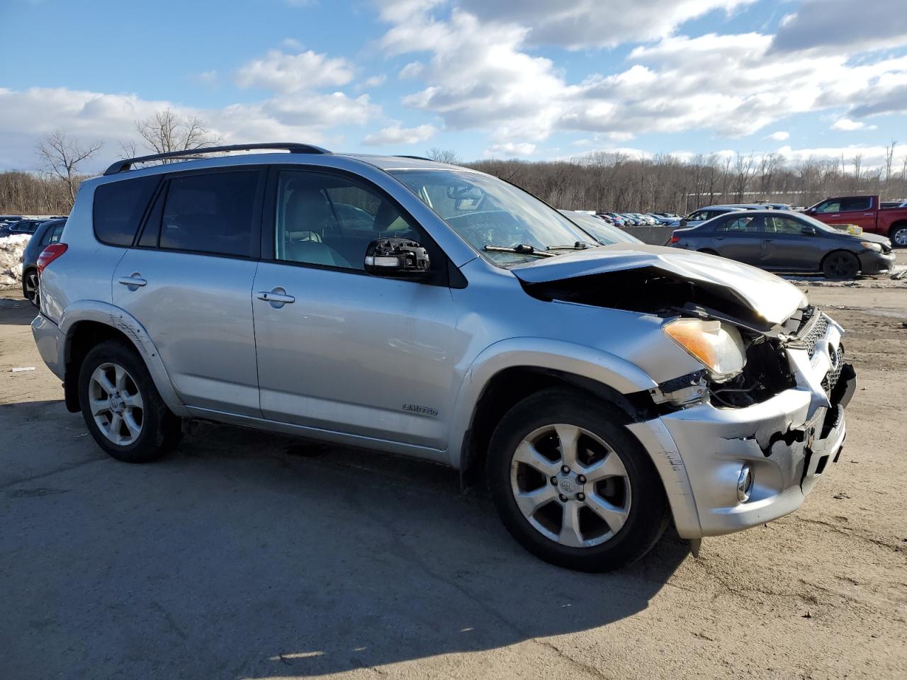 2010 Toyota RAV 4 - Image 4