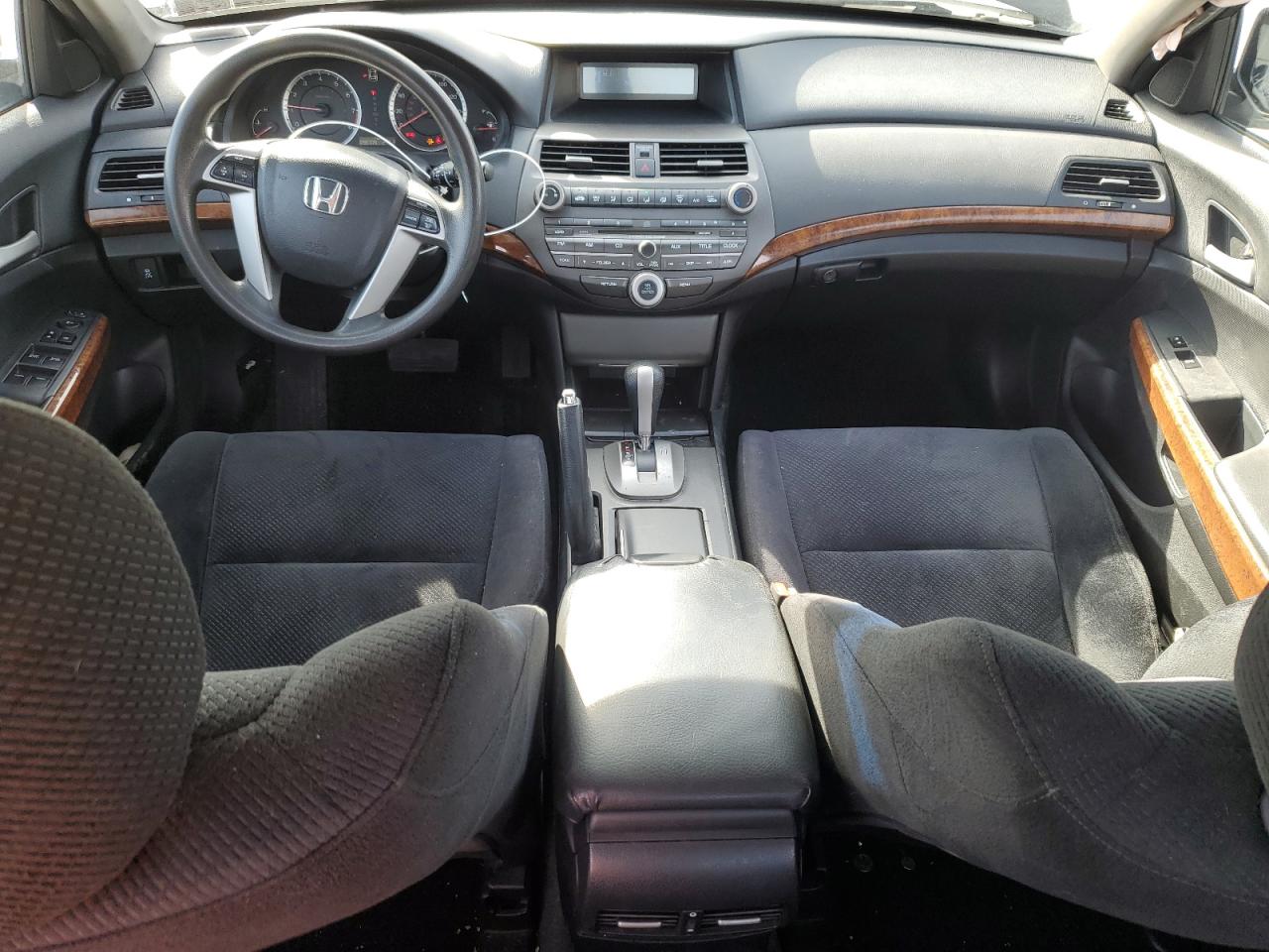 2012 Honda Accord - Image 8