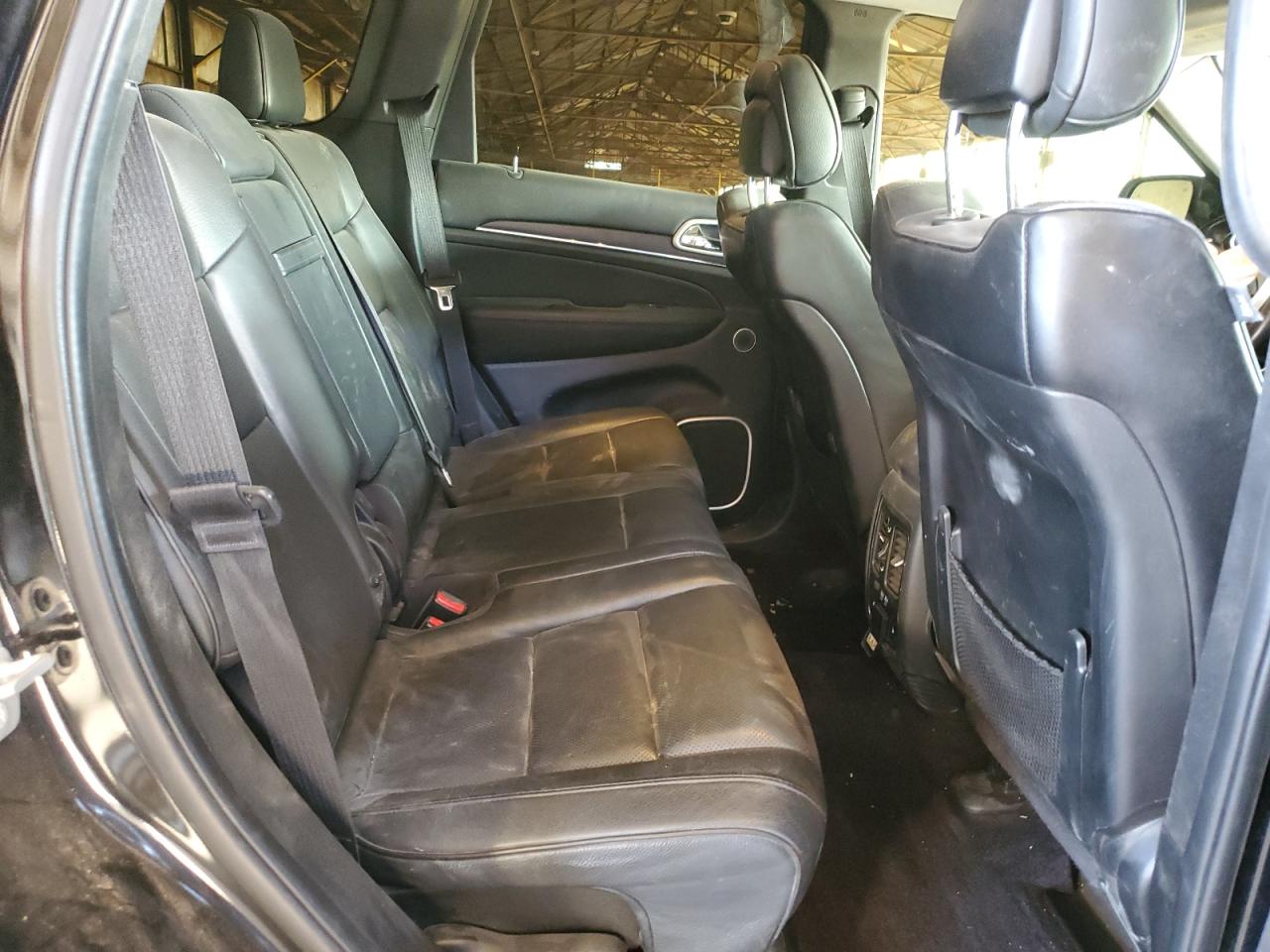 2018 Jeep Grand Cherokee - Image 11