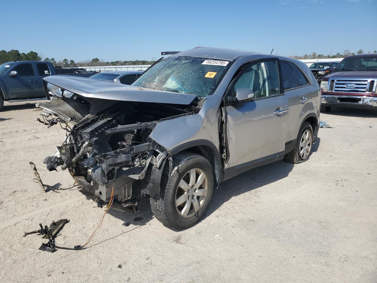 2013 Kia Sorento Lx for Sale in Harleyville, SC - All Over