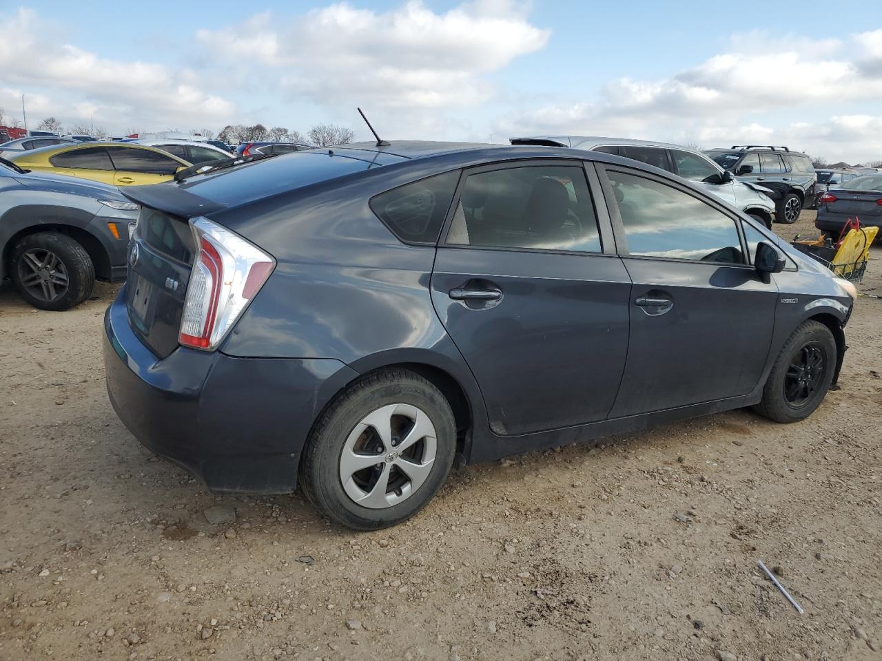 2013 Toyota Prius - Image 3