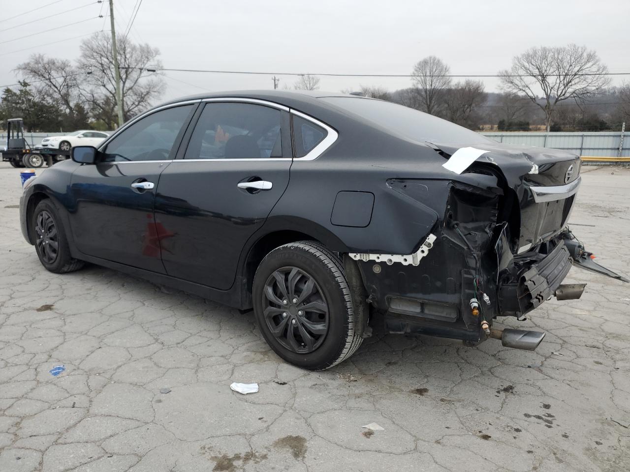 2015 Nissan Altima - Image 2