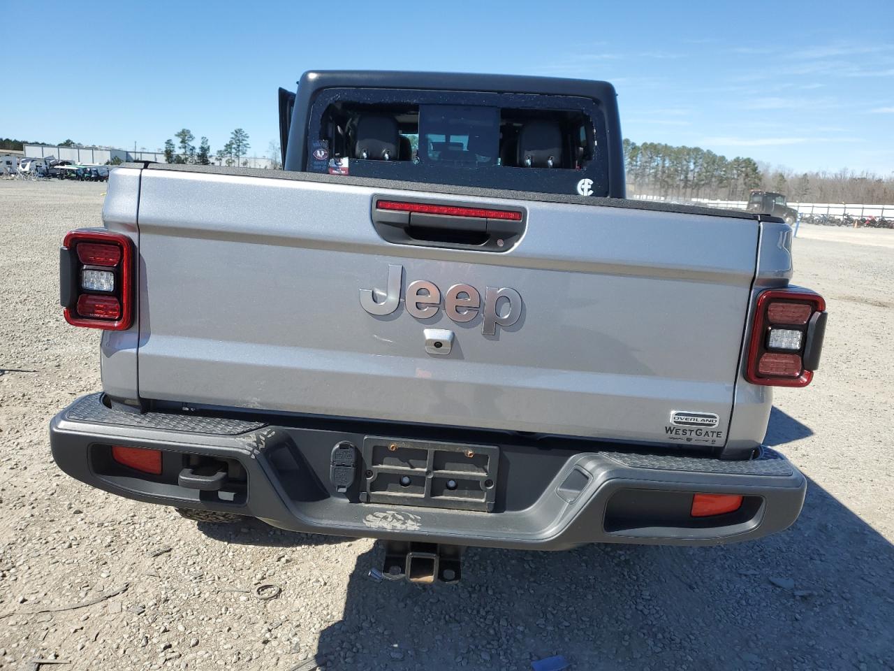 2020 Jeep Gladiator - Image 6
