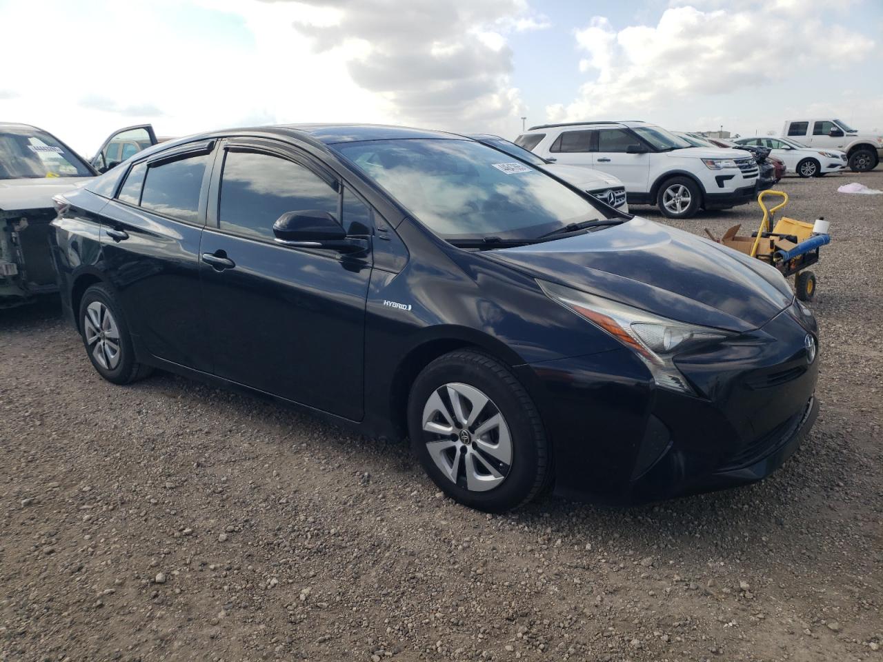 2016 Toyota Prius - Image 4