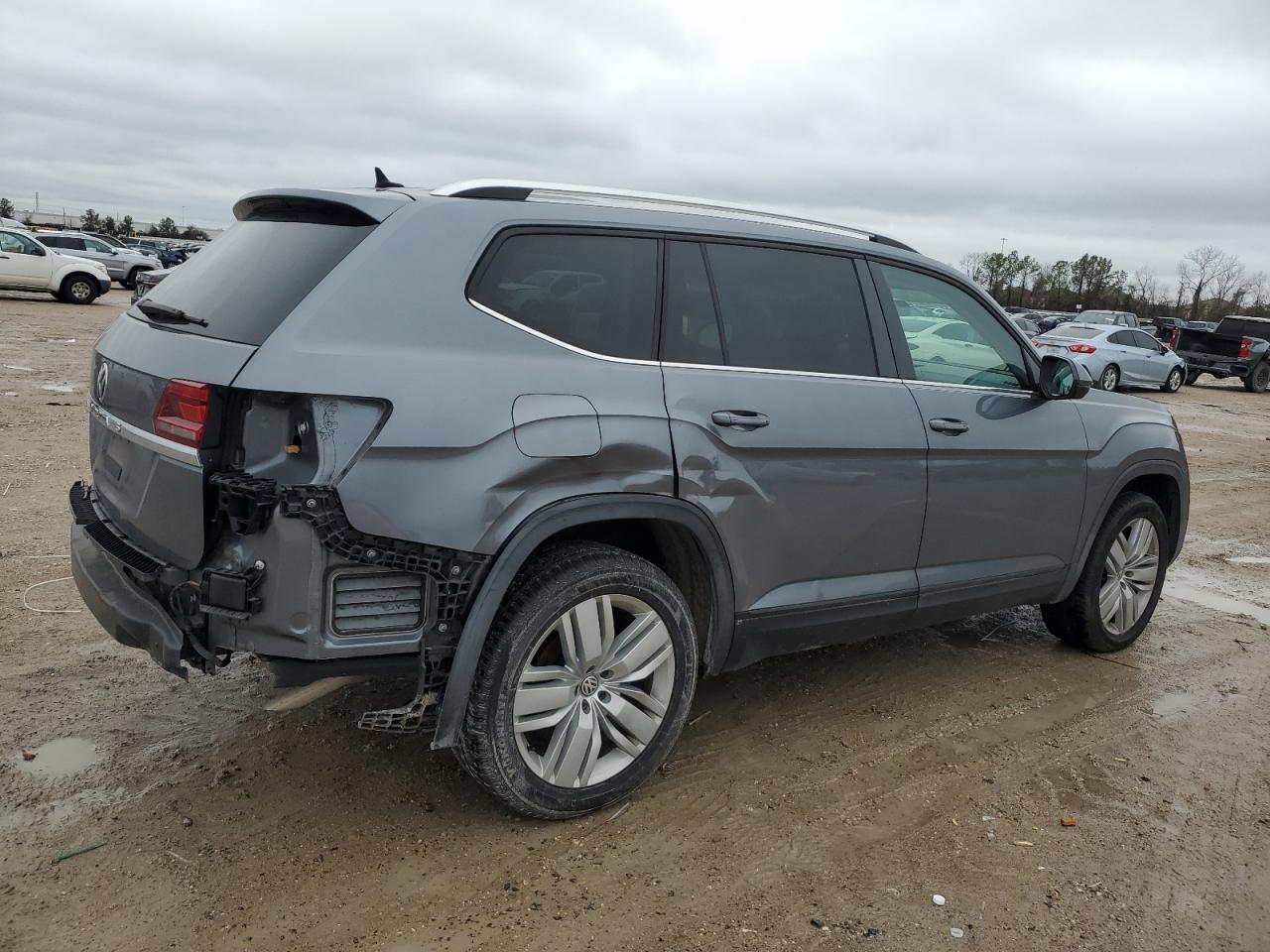 2019 Volkswagen Atlas - Image 3