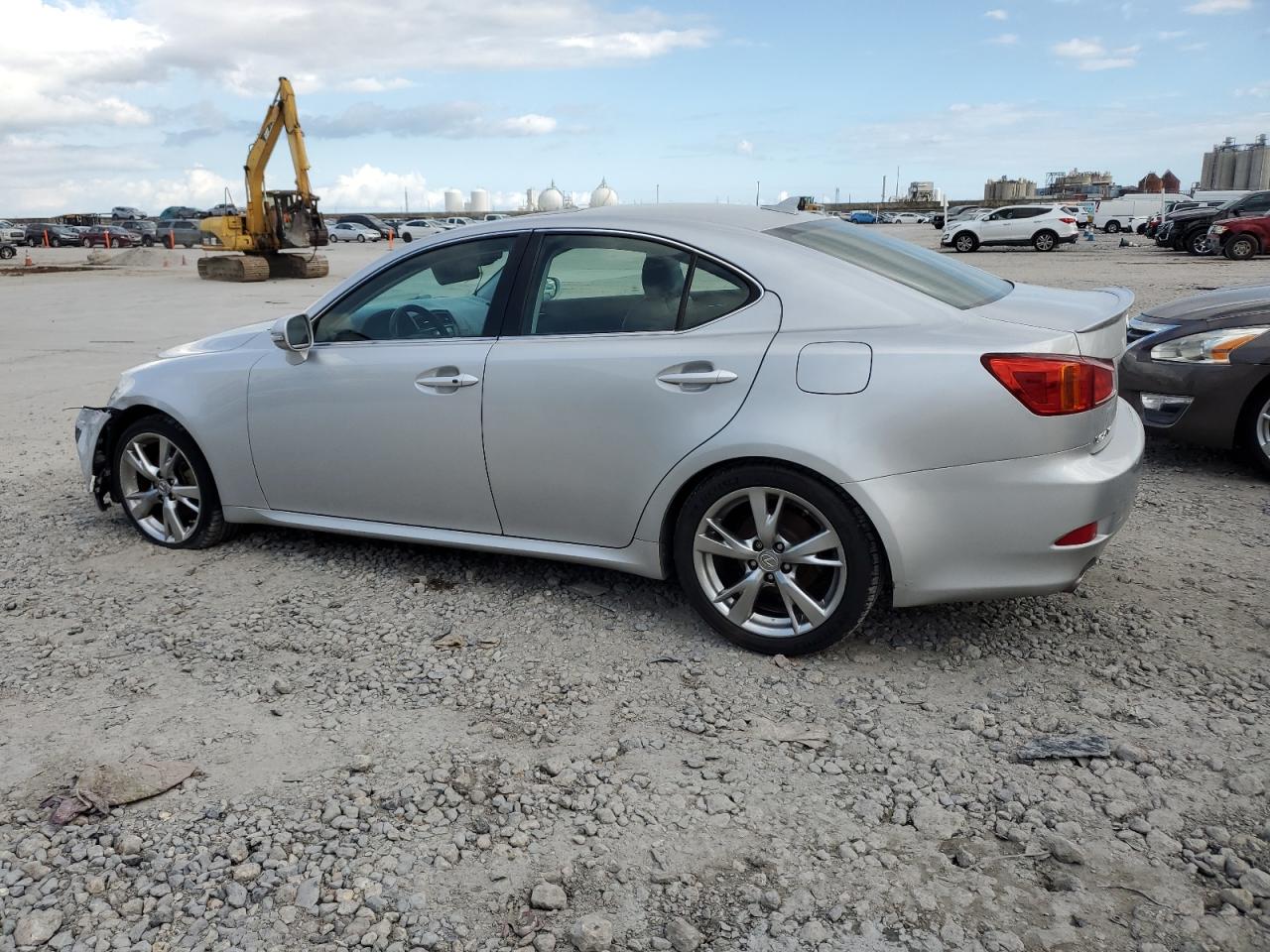 2010 Lexus IS - Image 2
