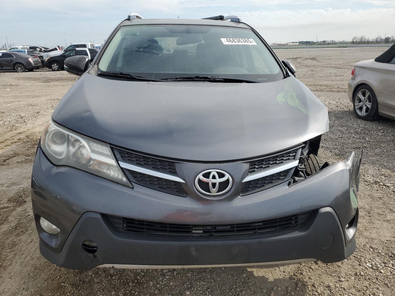 2015 Toyota RAV 4 - Image 5