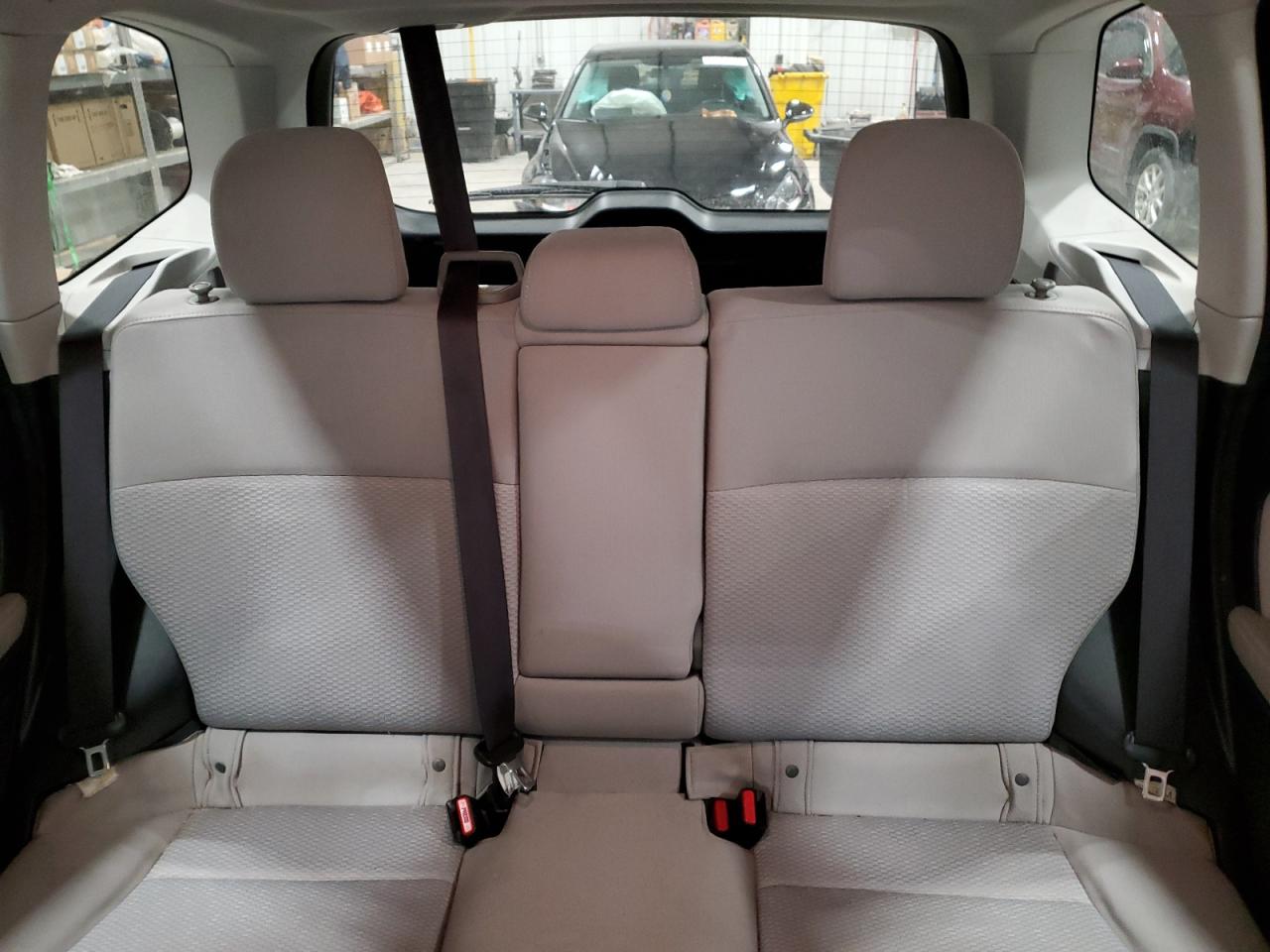 2016 Subaru Forester - Image 10