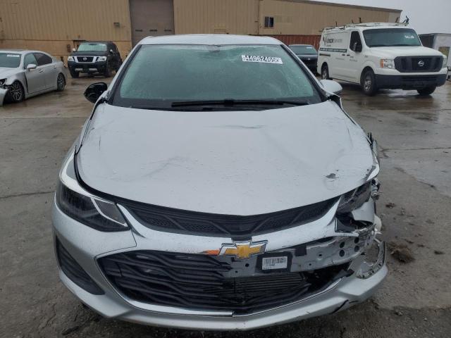  CHEVROLET CRUZE 2019 Srebrny