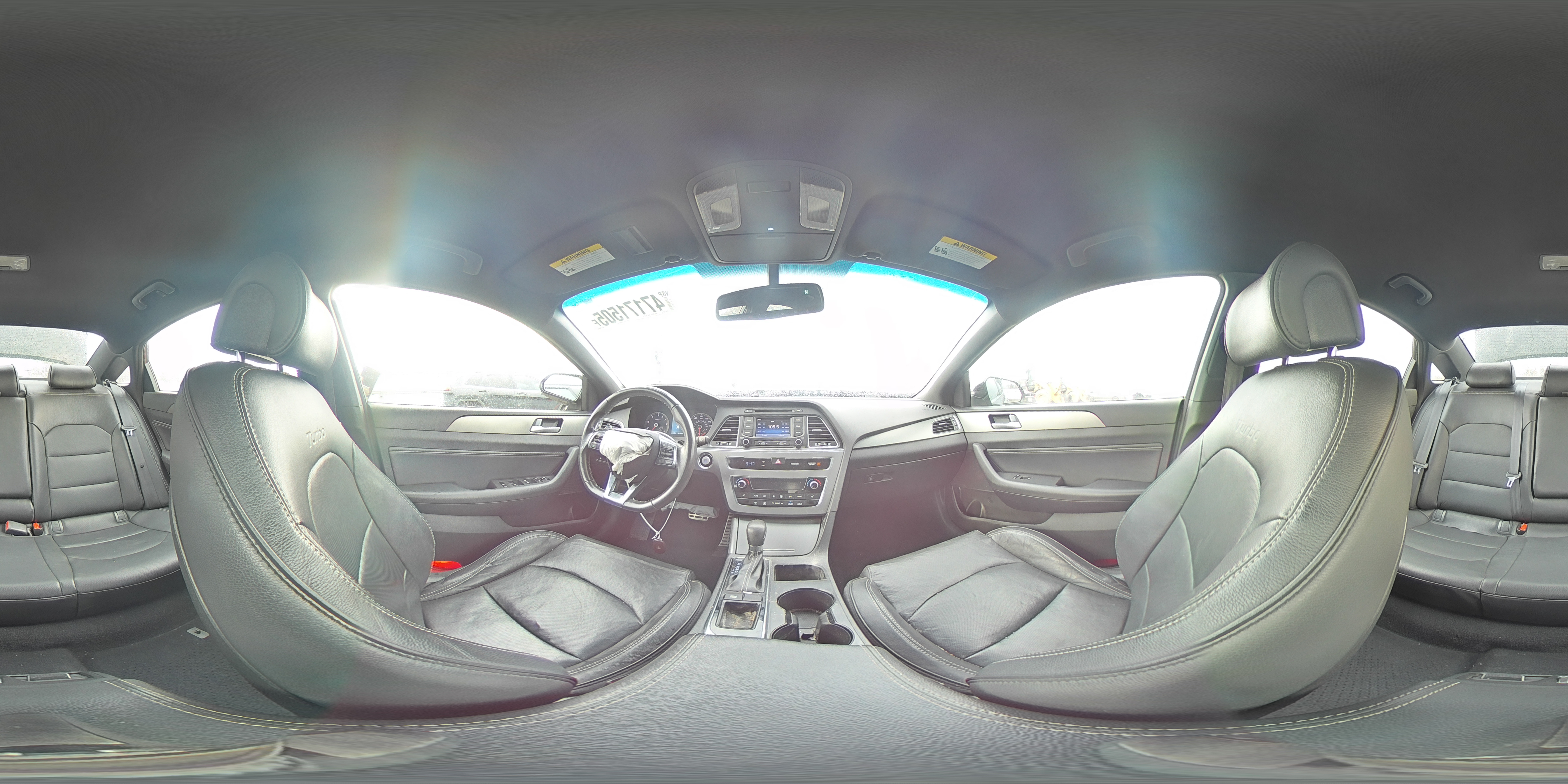 2015 Hyundai Sonata - Image 13