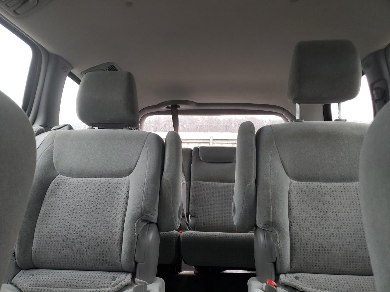 2009 Toyota Sienna - Image 10