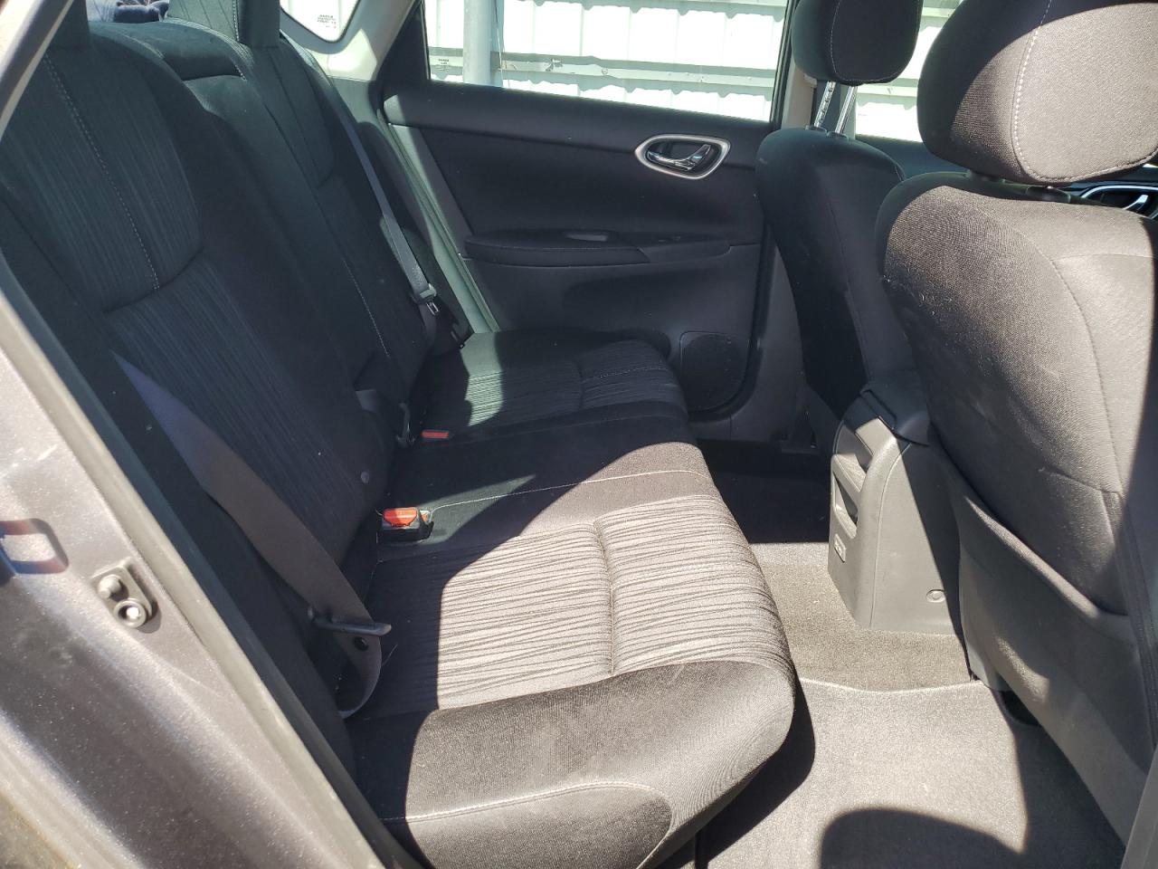 2018 Nissan Sentra - Image 10