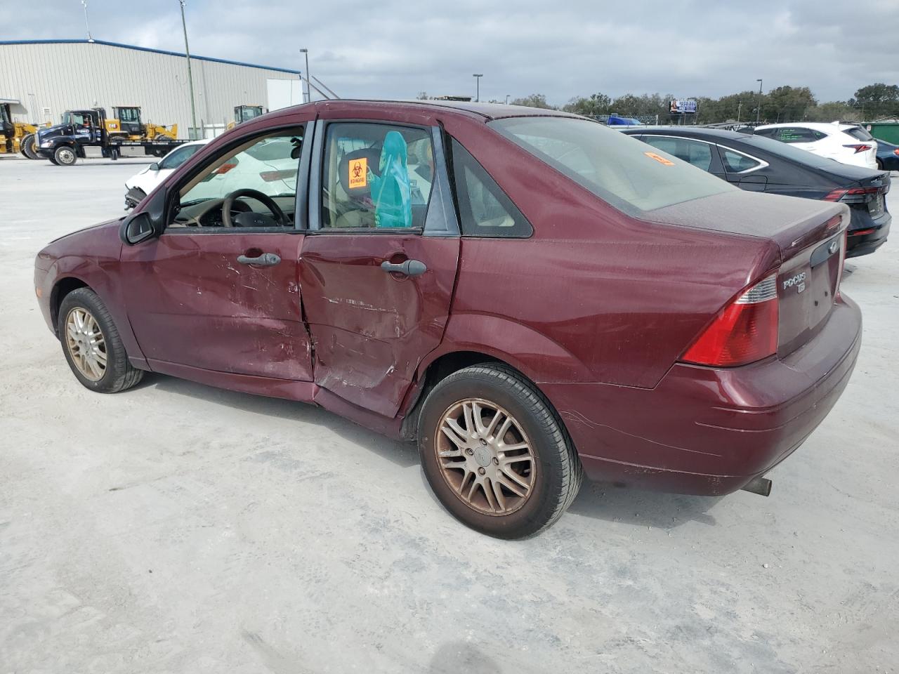 2007 Ford Focus - Image 2
