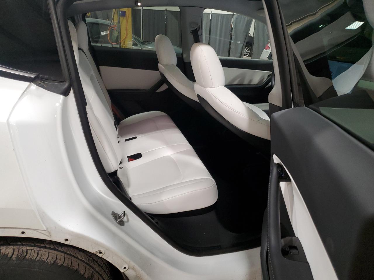 2020 Tesla Model Y VIN: 5YJYGDEEXLF046550 Lot: 44901625