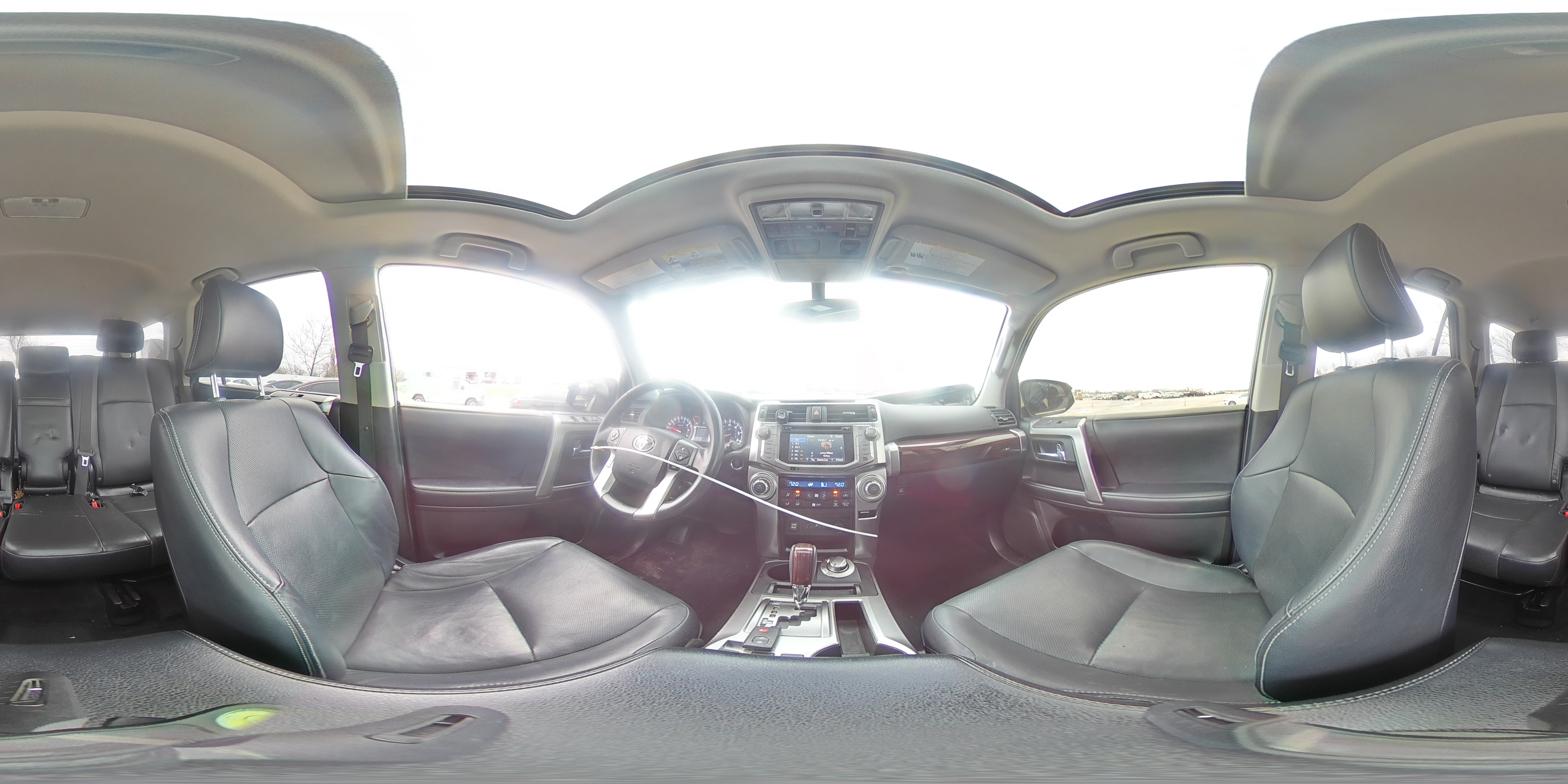 2018 Toyota 4Runner - Image 13
