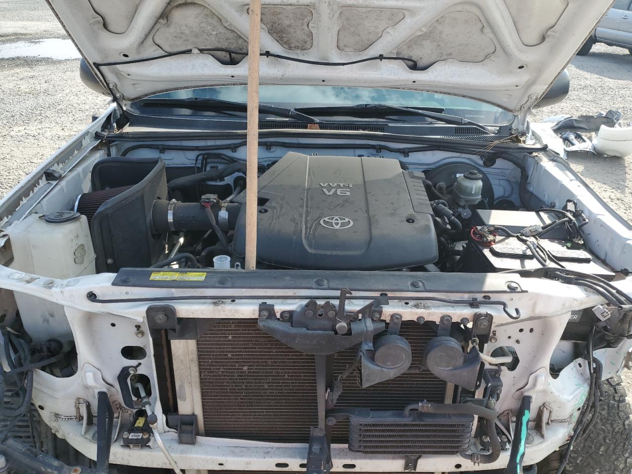 2011 Toyota Tacoma - Image 11