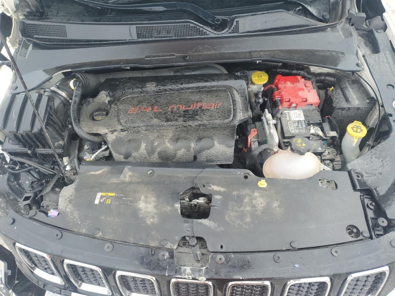 2019 Jeep Compass - Image 12