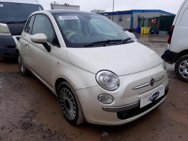 2013 FIAT 500 LOUNGE