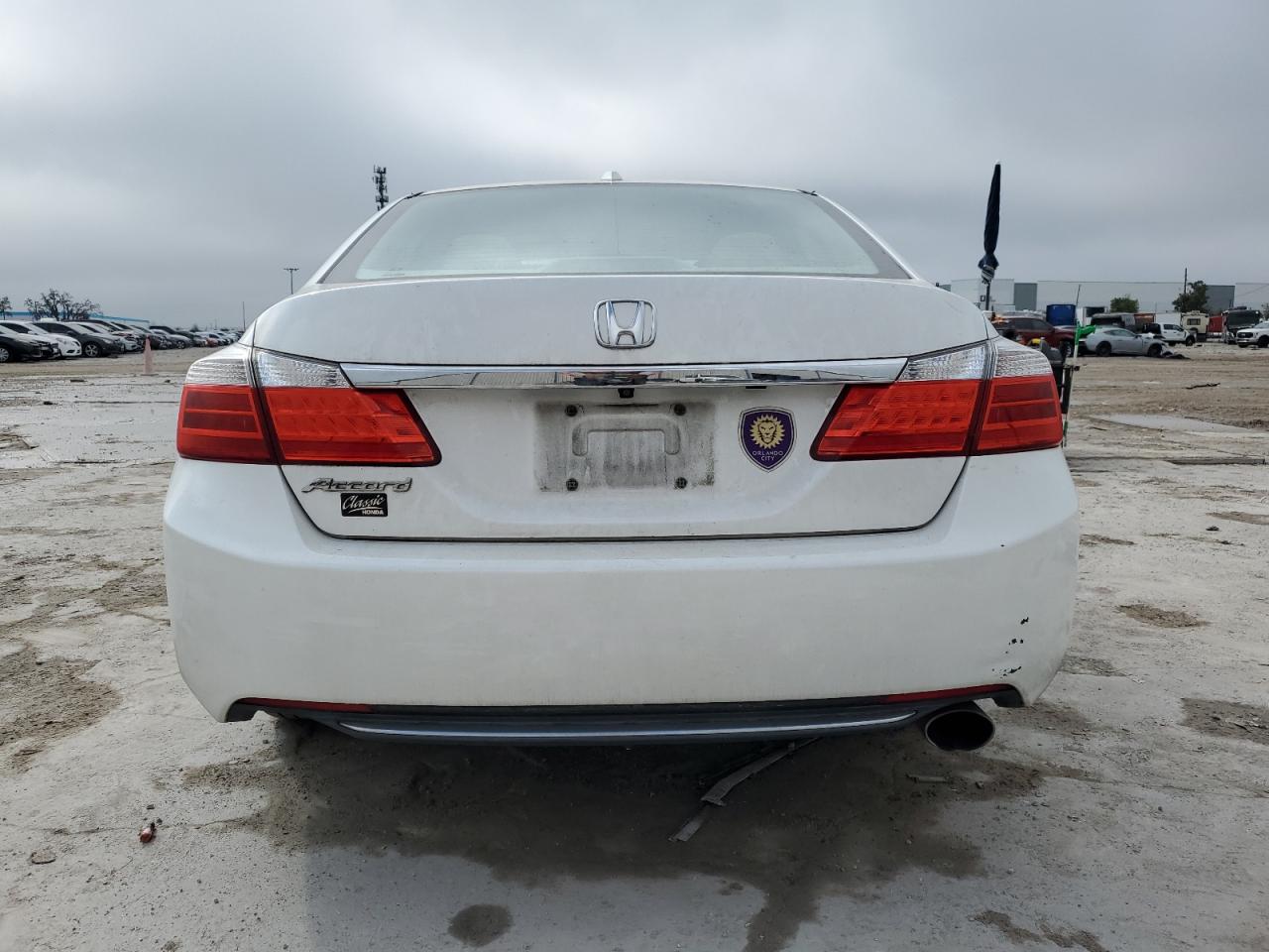 2015 Honda Accord - Image 6
