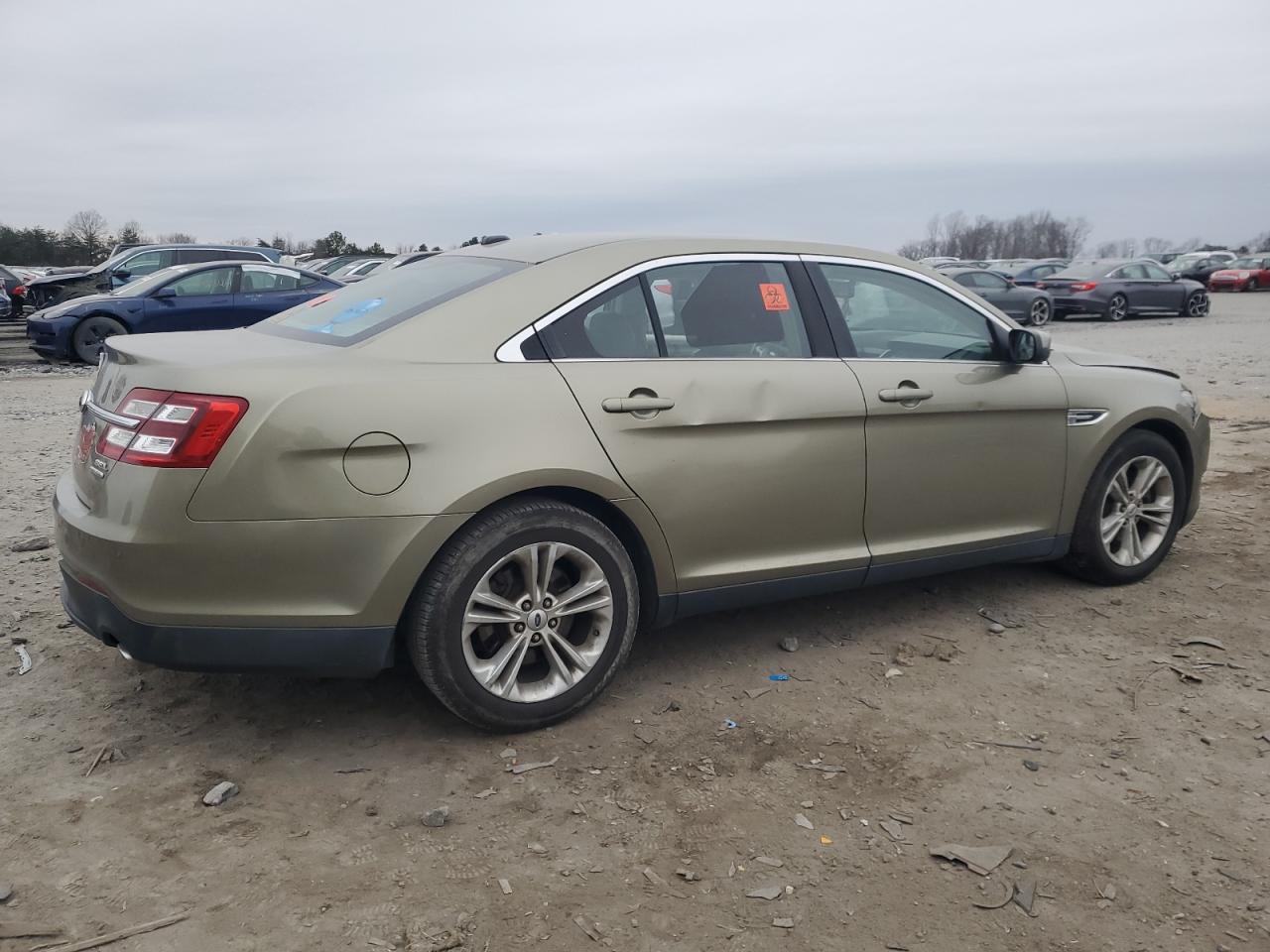 2013 Ford Taurus - Image 3