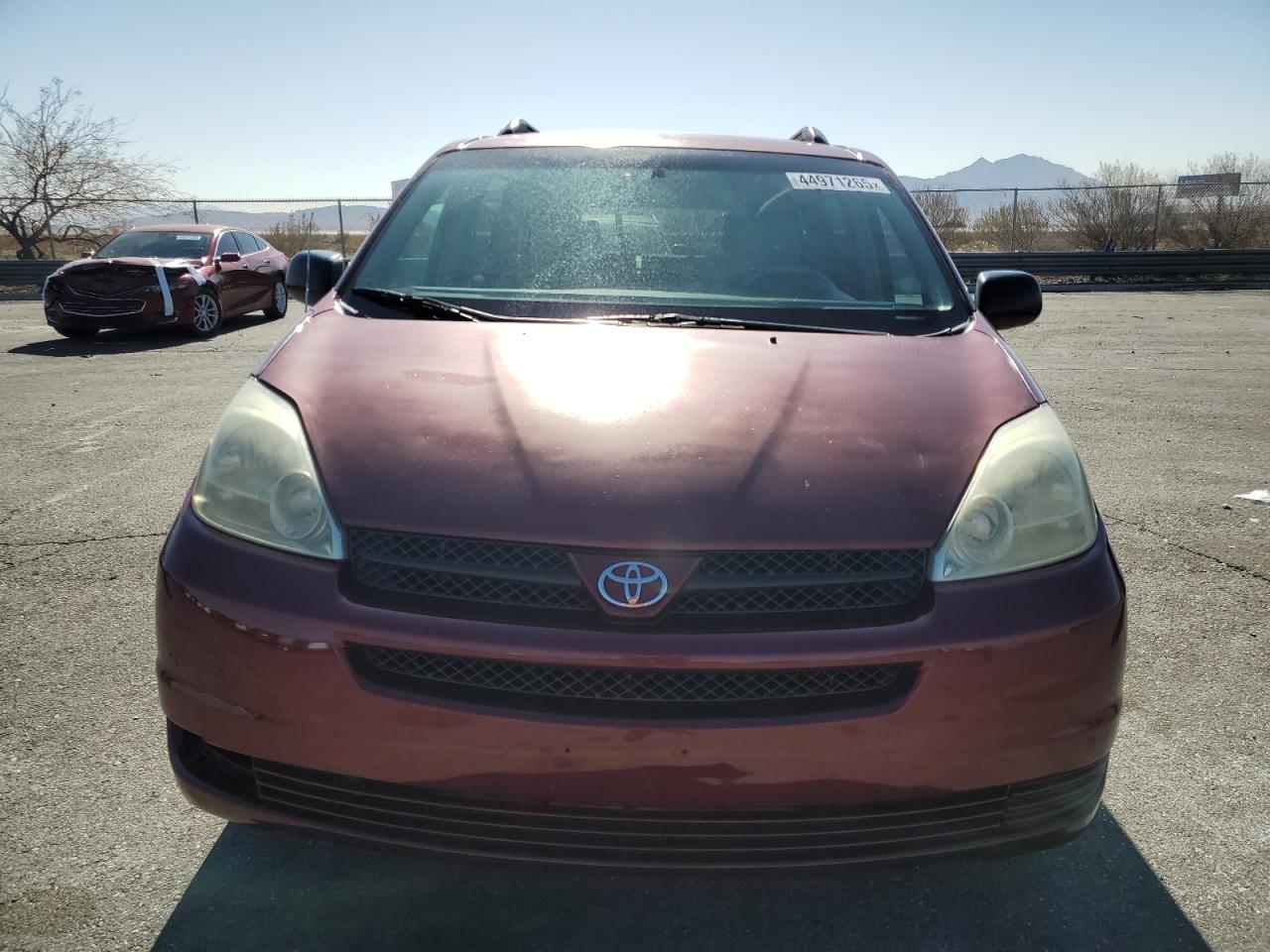 2005 Toyota Sienna - Image 5
