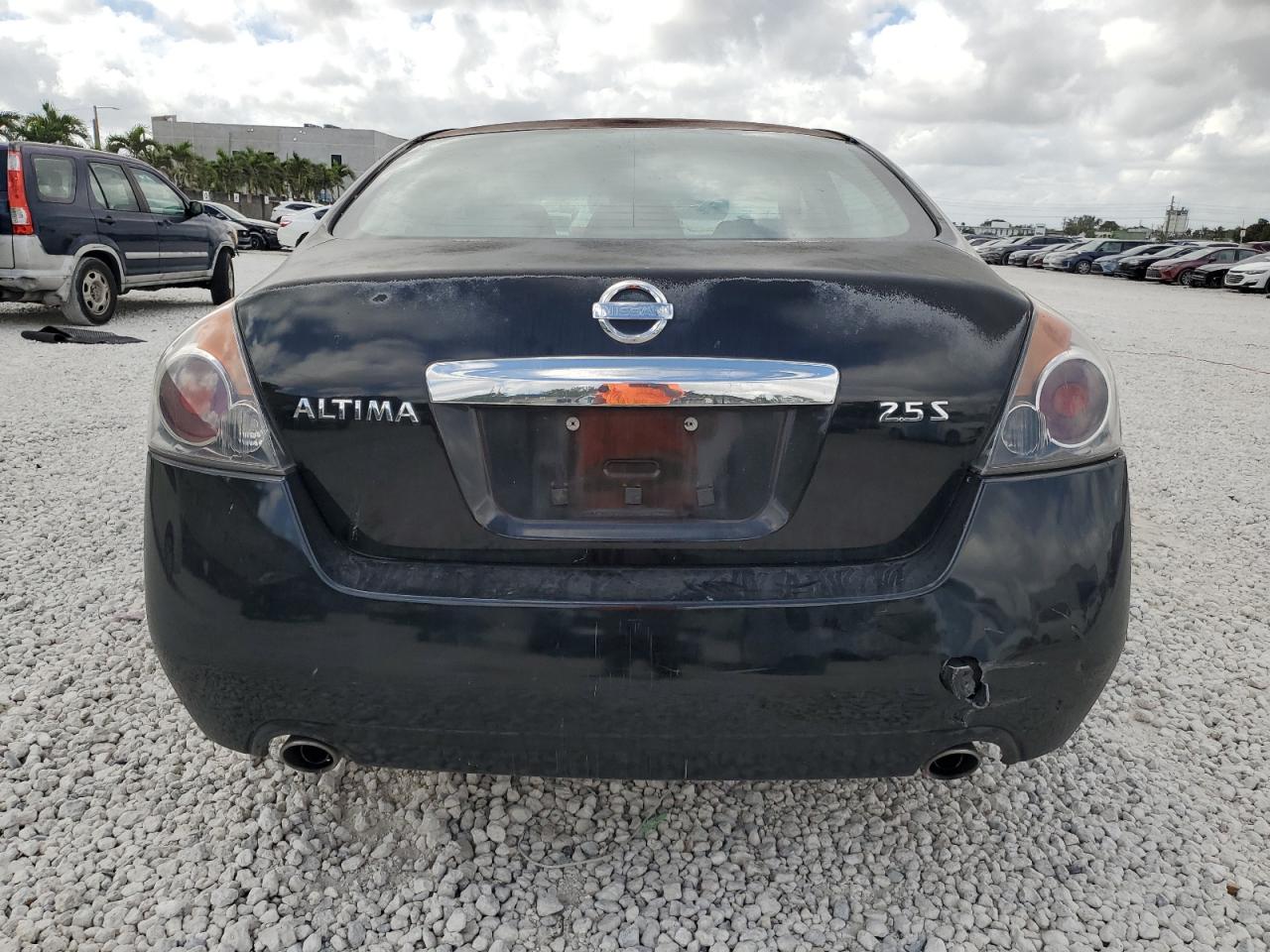 2010 Nissan Altima - Image 6